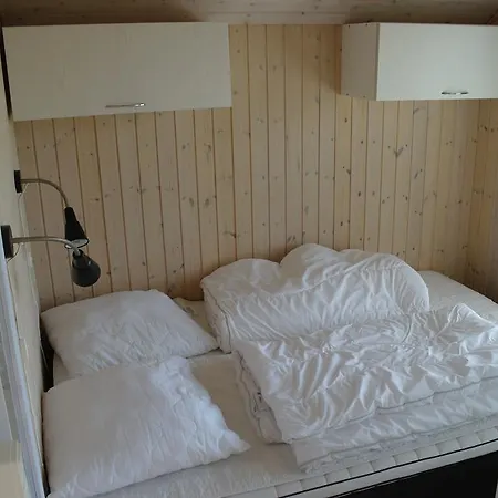 منتجع Laerkelunden Camping & Cottages *