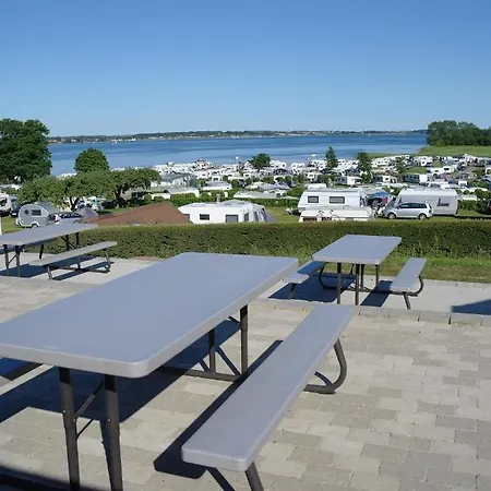 منتجع Laerkelunden Camping & Cottages