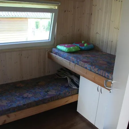 Laerkelunden Camping & Cottages Resort *