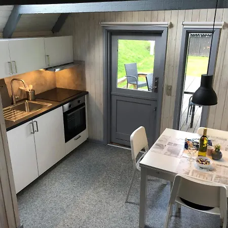 Laerkelunden Camping & Cottages منتجع *