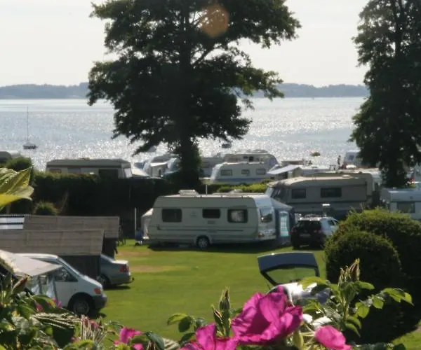 Resort Laerkelunden Camping & Cottages *