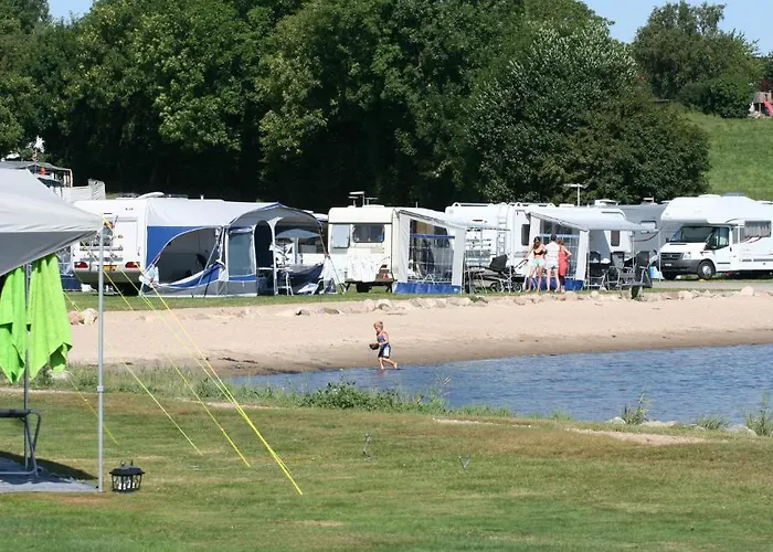 Laerkelunden Camping & Cottages *